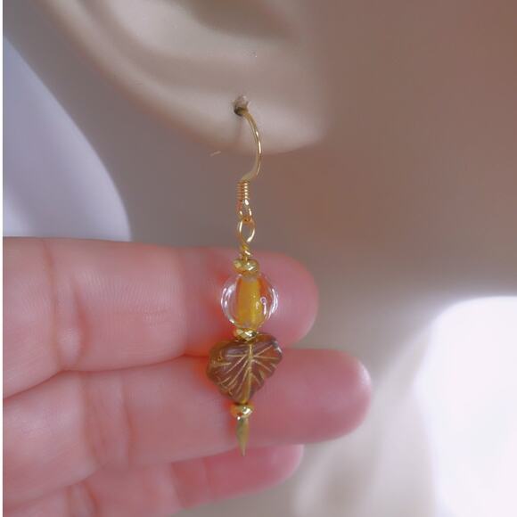 Czech Glass Earrings Artisan Made Vintage Beaded Dangle Brown Golden Accents NEW - Picture 9 of 10